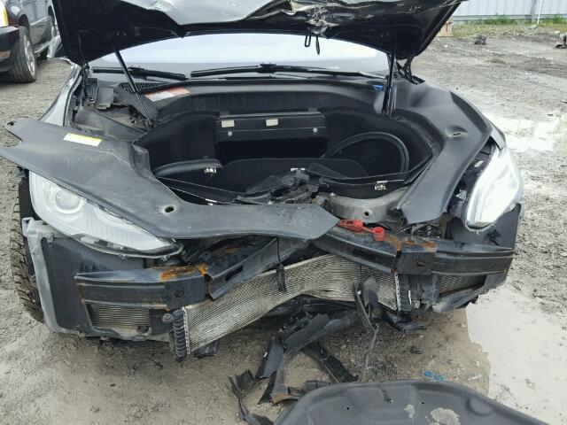 5YJSA1H14EFP60773 - 2014 TESLA MODEL S შავი ფოტო 9