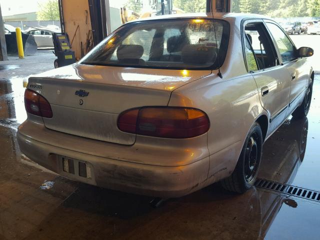1Y1SK52872Z402384 - 2002 CHEVROLET GEO PRIZM 银色 照片 4