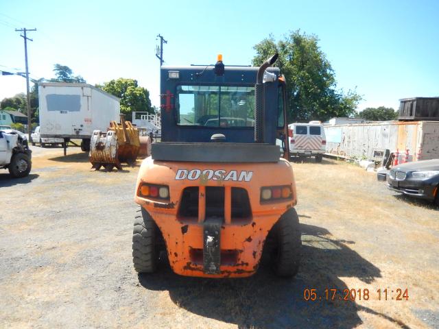 FDB0C125006312 - 2011 DOOS FORK LIFT ORANGE photo 3