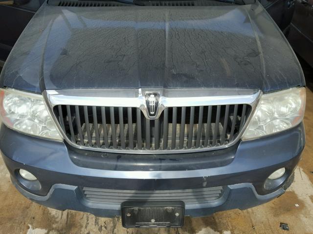 5LMFU27R73LJ30643 - 2003 LINCOLN NAVIGATOR Niebieski zdjęcie 7