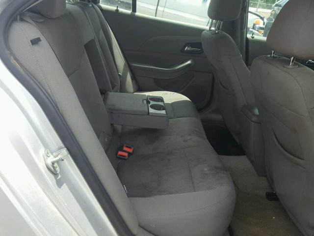 1G11B5SL4FF130087 - 2015 CHEVROLET MALIBU LS 银色 照片 6