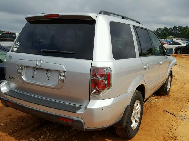 5FNYF28288B022005 - 2008 HONDA PILOT VP SILVER photo 4