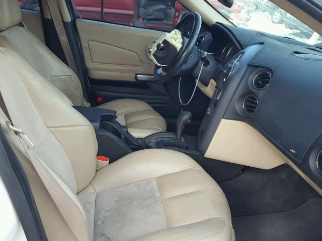 2G2WC58C281132677 - 2008 PONTIAC GRAND PRIX WHITE photo 5