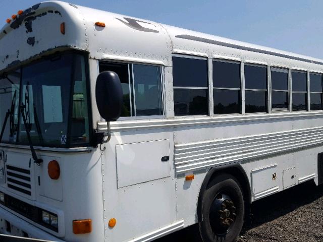 1BABKCKA57F246392 - 2007 BLUE BIRD SCHOOL BUS WHITE photo 2