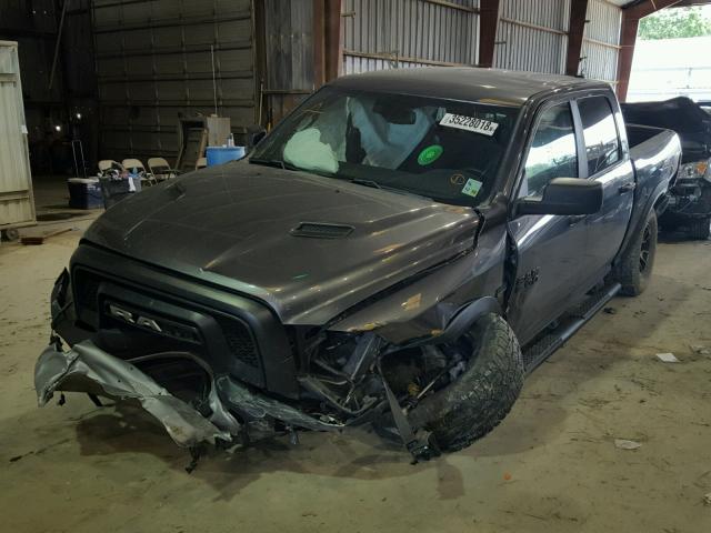 1C6RR7YT8GS320712 - 2016 RAM 1500 REBEL ნაცრისფერი ფოტო 2