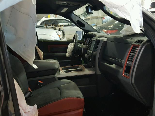 1C6RR7YT8GS320712 - 2016 RAM 1500 REBEL ნაცრისფერი ფოტო 5