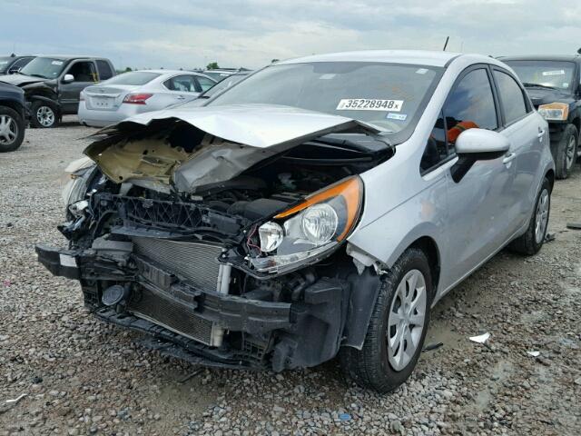 KNADN5A35C6012779 - 2012 KIA RIO EX SILVER photo 2