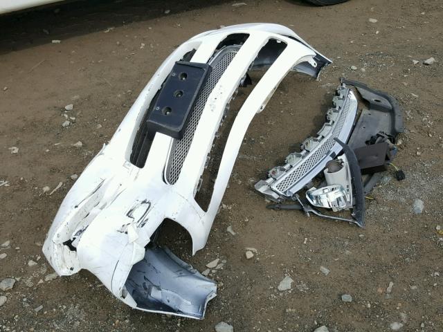 1G1ZE5EU4BF358597 - 2011 CHEVROLET MALIBU LTZ WHITE photo 9