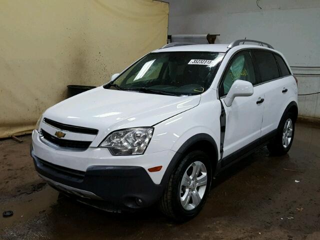 3GNAL2EKXES549701 - 2014 CHEVROLET CAPTIVA LS WHITE photo 2