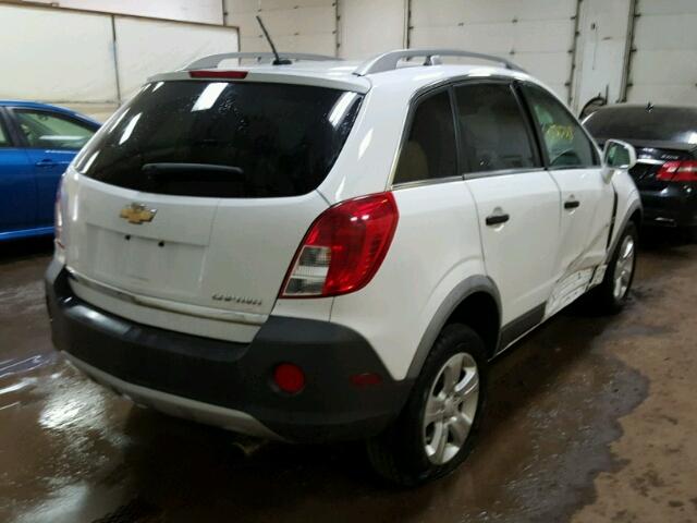 3GNAL2EKXES549701 - 2014 CHEVROLET CAPTIVA LS WHITE photo 4