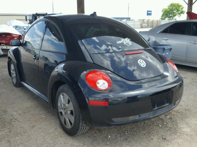 3VWRG3AG2AM022240 - 2010 VOLKSWAGEN NEW BEETLE 黑色 照片 3