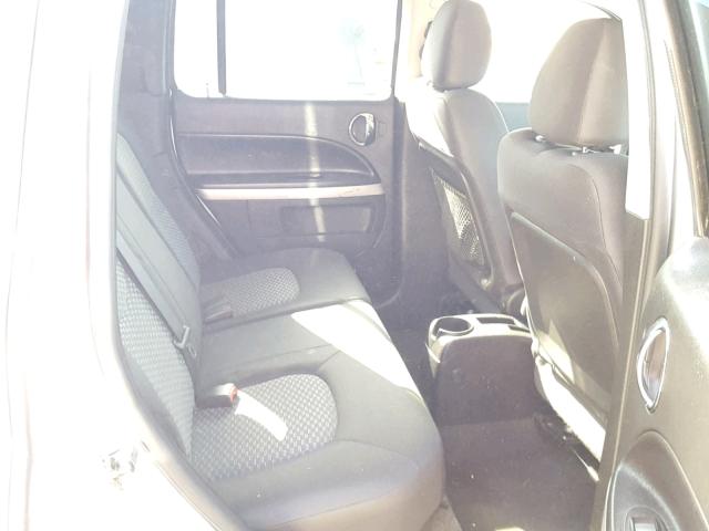 3GNCA13B79S645027 - 2009 CHEVROLET HHR LS SILVER photo 6