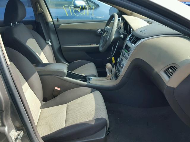 1G1ZB5EB3A4118166 - 2010 CHEVROLET MALIBU LS 灰色 照片 5