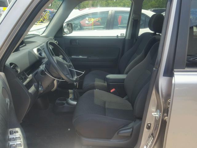 JTLKT334064035577 - 2006 TOYOTA SCION XB ნაცრისფერი ფოტო 5
