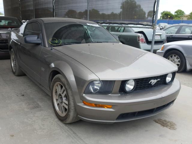 1ZVHT82H155190622 - 2005 FORD MUSTANG GT SILVER photo 1