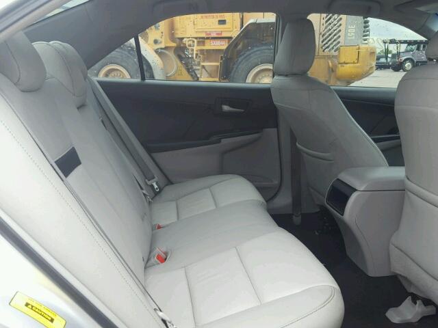 4T4BF1FK3CR171068 - 2012 TOYOTA CAMRY BASE SILVER photo 6