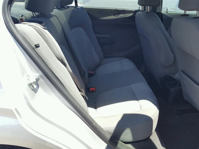 1G1JB5SHXH4142383 - 2017 CHEVROLET SONIC LS 银色 照片 6