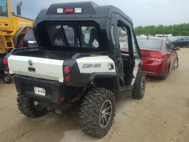 3JBKVDP19EJ000281 - 2014 CAN-AM COMMANDER WHITE photo 4
