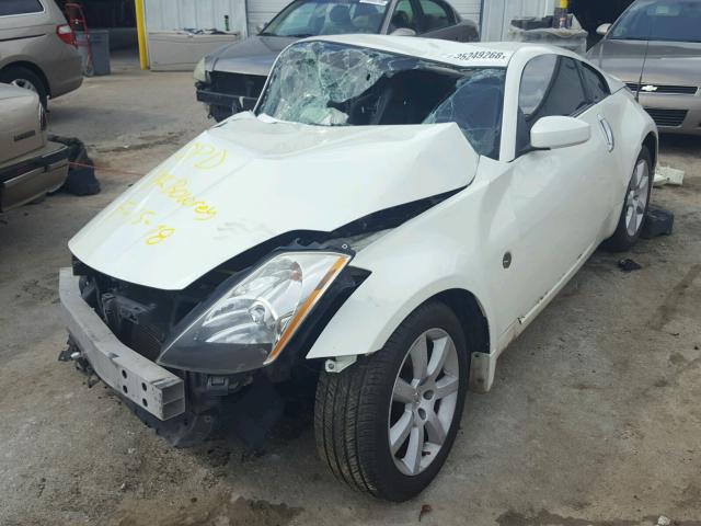 JN1AZ34D34T152063 - 2004 NISSAN 350Z COUPE WHITE photo 2