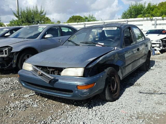 2T1AE09B6SC106021 - 1995 TOYOTA COROLLA LE GREEN photo 2