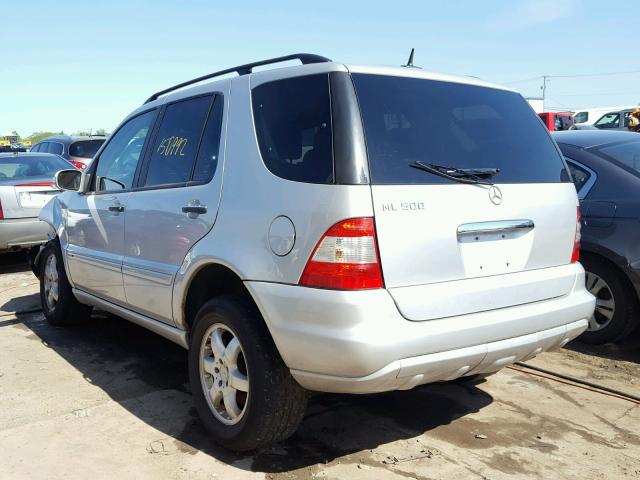 4JGAB75E63A439175 - 2003 MERCEDES-BENZ ML 500 SILVER photo 3