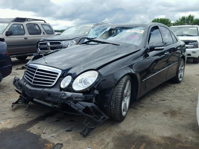 WDBUF72X09B386468 - 2009 MERCEDES-BENZ E 550 BLACK photo 2