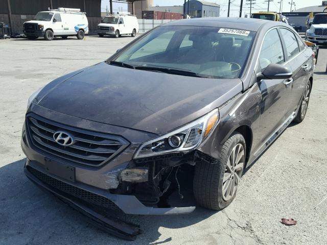 5NPE34AF1HH474206 - 2017 HYUNDAI SONATA SPO BROWN photo 2