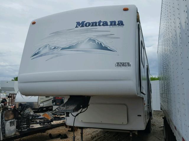 4YDF3282214054491 - 2001 KEYSTONE MONTANA WHITE photo 2