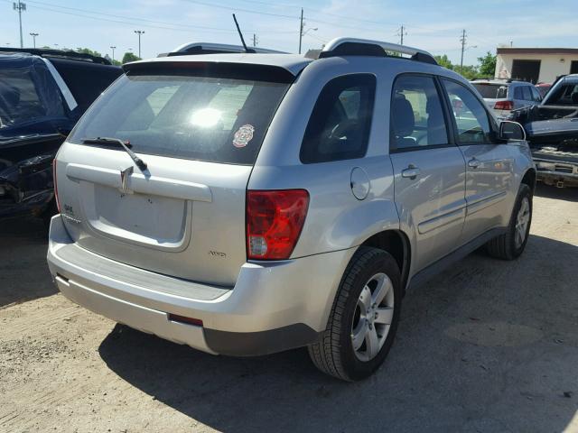 2CKDL73F576233609 - 2007 PONTIAC TORRENT SILVER photo 4