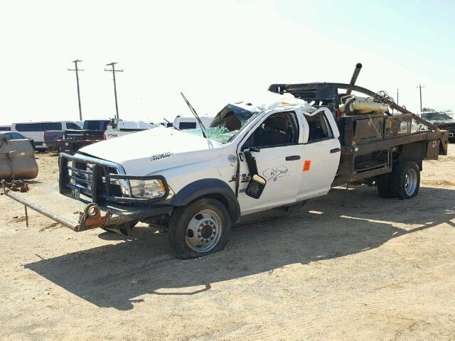 3C7WRLFL9FG500050 - 2015 RAM 4500 WHITE photo 2