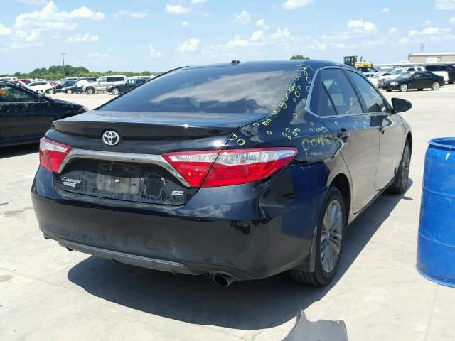 4T1BF1FK4GU552900 - 2016 TOYOTA CAMRY LE/X BLACK photo 4