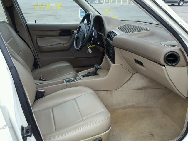WBAHD6319NBJ78299 - 1992 BMW 525 I AUTO WHITE photo 5