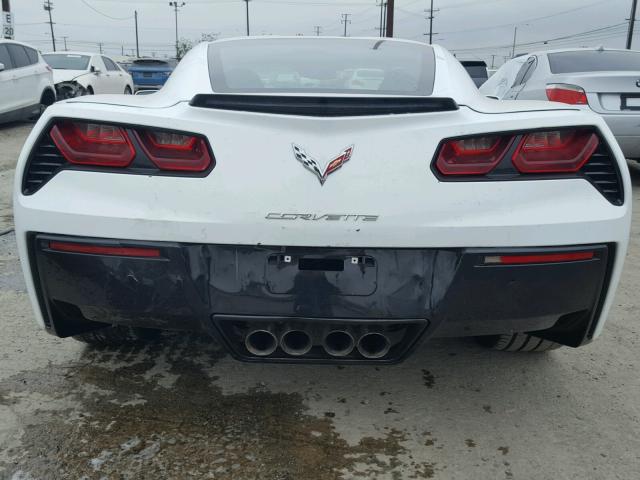 1G1YA2D70J5102642 - 2018 CHEVROLET CORVETTE S WHITE photo 9