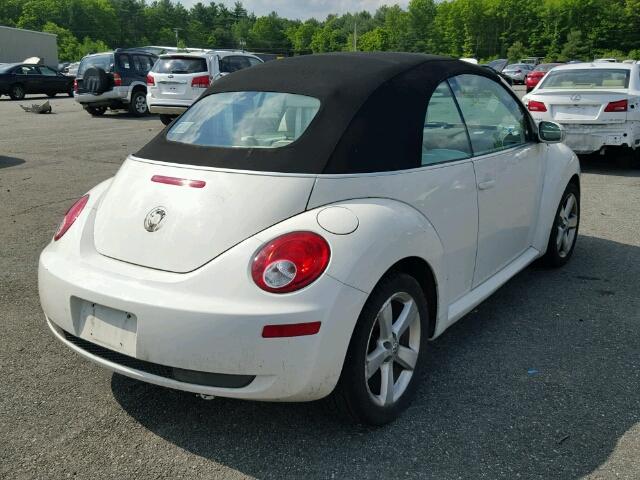 3VWFF31Y37M418684 - 2007 VOLKSWAGEN NEW BEETLE 白色 照片 4