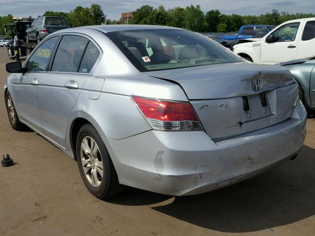 1HGCP26479A001914 - 2009 HONDA ACCORD LXP SILVER photo 3