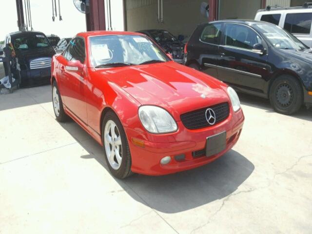 WDBKK65F22F251166 - 2002 MERCEDES-BENZ SLK320 RED photo 1