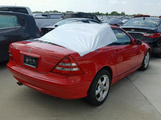 WDBKK65F22F251166 - 2002 MERCEDES-BENZ SLK320 RED photo 4