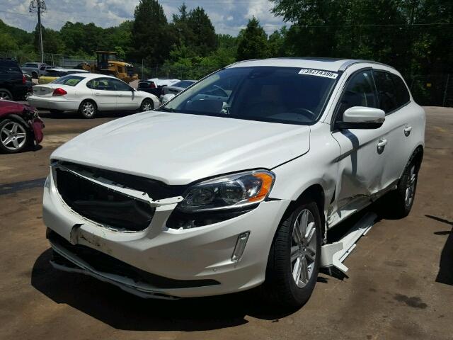 YV4902RK9G2781247 - 2016 VOLVO XC60 T6 WHITE photo 2