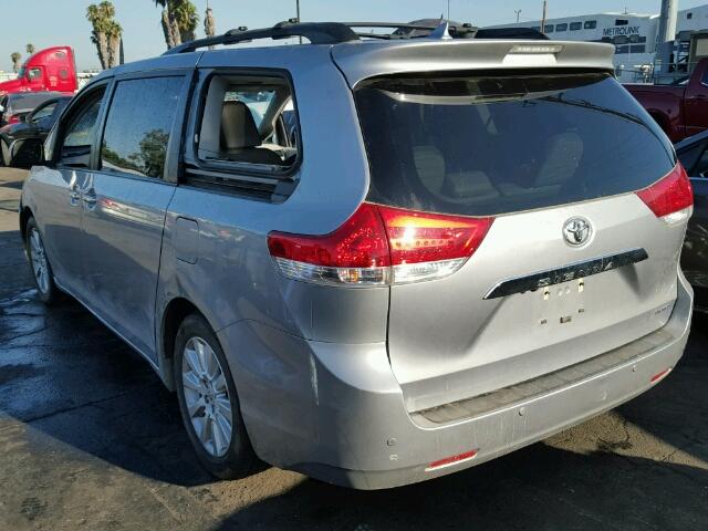 5TDYK3DC5CS204183 - 2012 TOYOTA SIENNA XLE SILVER photo 3