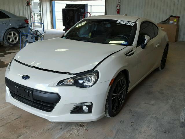 JF1ZCAC17G9602785 - 2016 SUBARU BRZ 2.0 LI WHITE photo 2