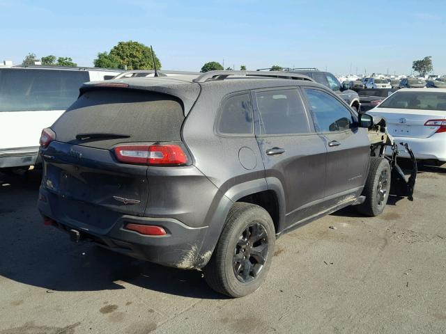 1C4PJMBS9GW215451 - 2016 JEEP CHEROKEE T GRAY photo 4