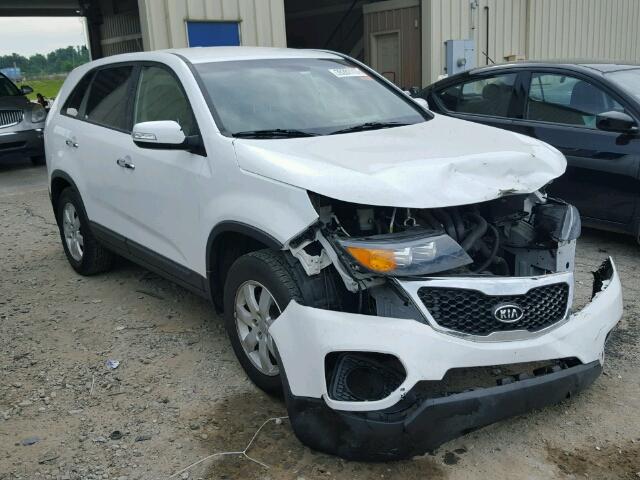 5XYKT3A18DG391567 - 2013 KIA SORENTO LX WHITE photo 1