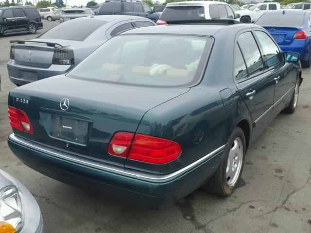 WDBJF72F7VA354904 - 1997 MERCEDES-BENZ E 420 GREEN photo 4