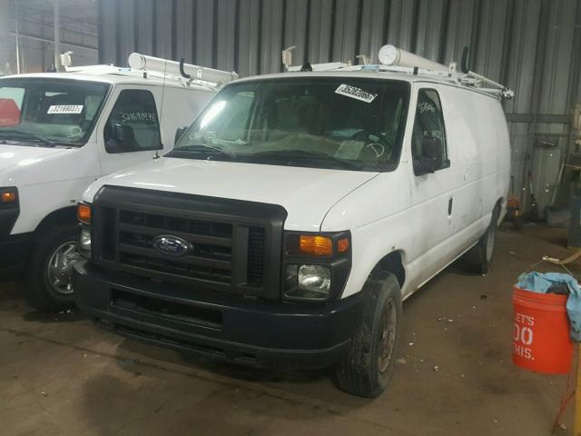 1FTNE2EL1ADA19317 - 2010 FORD ECONOLINE WHITE photo 2