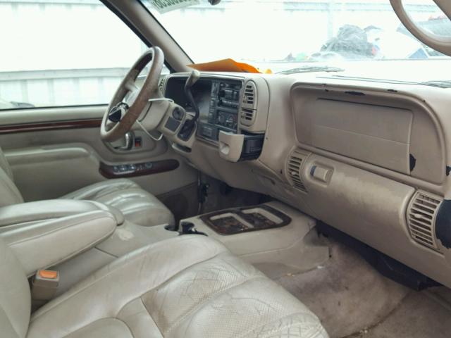 1GYEK13R4XR413863 - 1999 CADILLAC ESCALADE WHITE photo 5