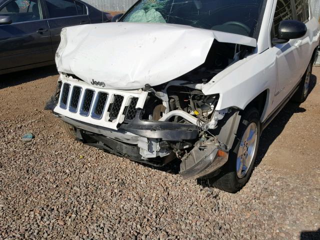 1C4NJCBA5ED777056 - 2014 JEEP COMPASS SP WHITE photo 9