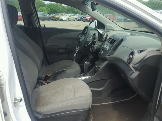 1G1JA5SH5C4133327 - 2012 CHEVROLET SONIC LS 白色 照片 5
