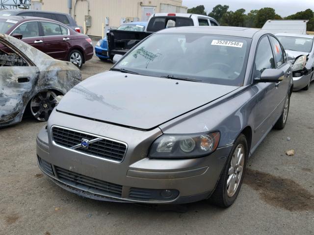 YV1MS682262152597 - 2006 VOLVO S40 T5 GRAY photo 2