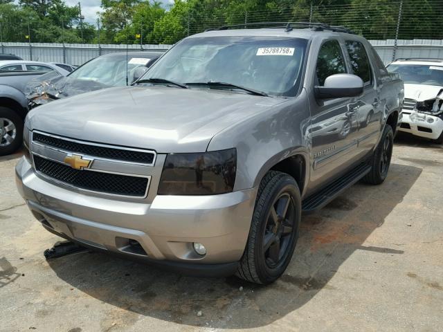 3GNFK12317G246358 - 2007 CHEVROLET AVALANCHE GRAY photo 2