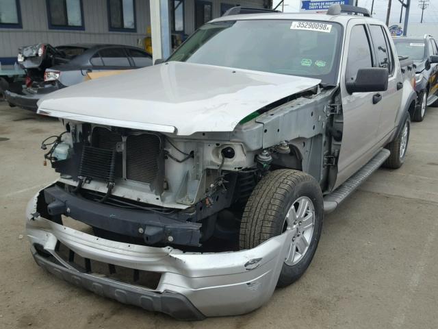 1FMEU31E98UA52510 - 2008 FORD EXPLORER S SILVER photo 2